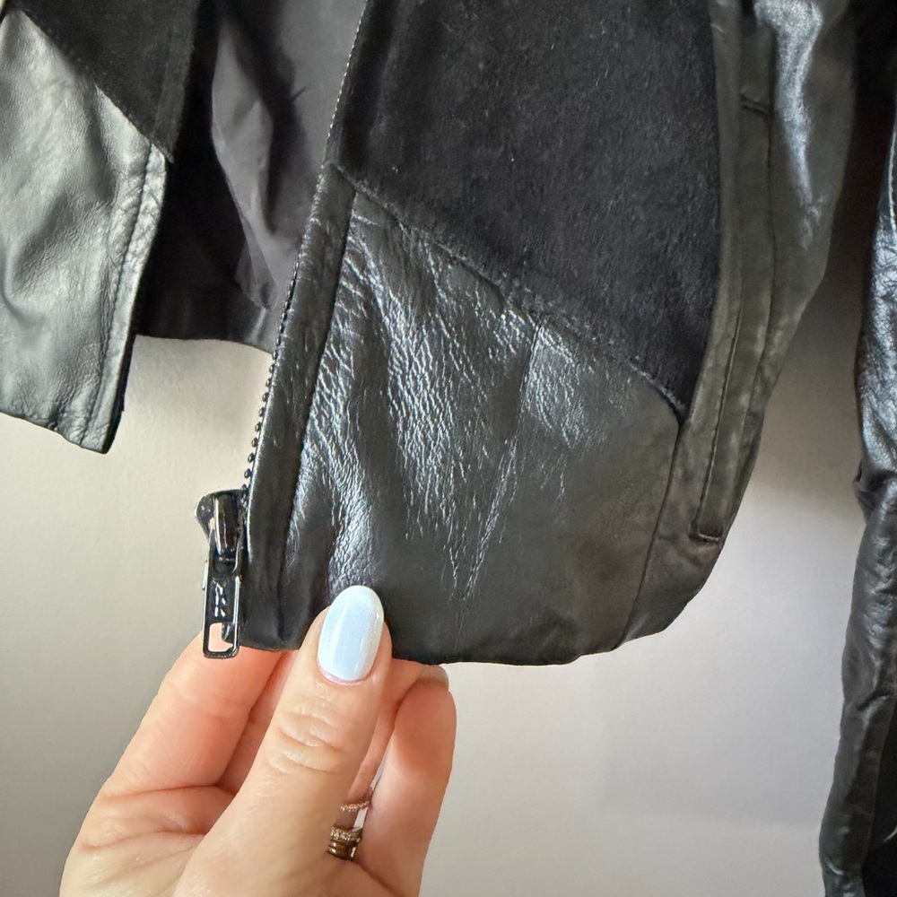 Wilsons Vintage Leather and Suede Black and Gray Women's Moto Jacket - Picture 3 of 9